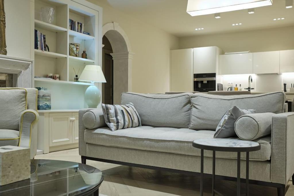 L'Appartement *